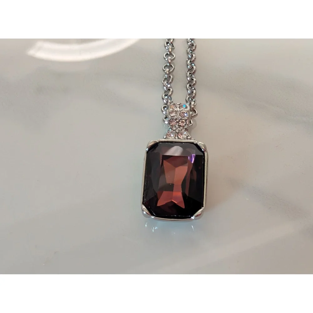 Studio 1886 Avon Majestic Mauve Necklace and‎ Ring Set Size 8 Silver Tone Mauve